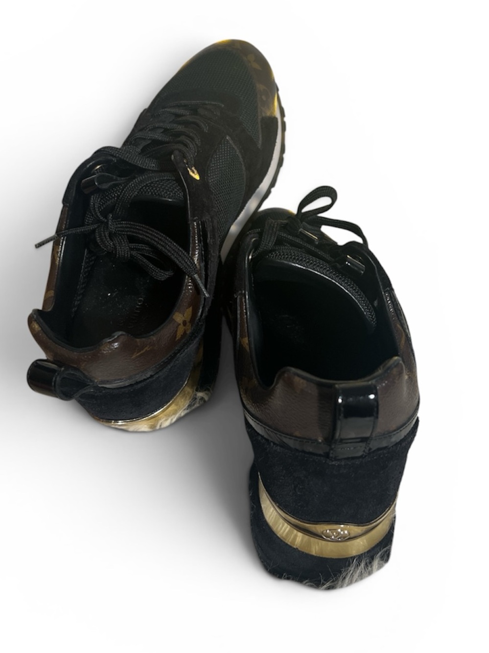 Authentic Louis Vuitton Monogram Runaway Shoes Sz 38